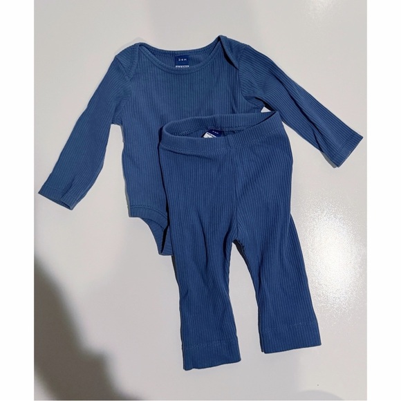 Old Navy Other - Old Navy Sky Blue Baby Outfit